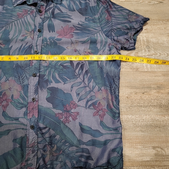 Goodfellow Short Sleeve Hawaiian Shirt Standard Fit Tropical Mens Size Large - Picture 6 of 8